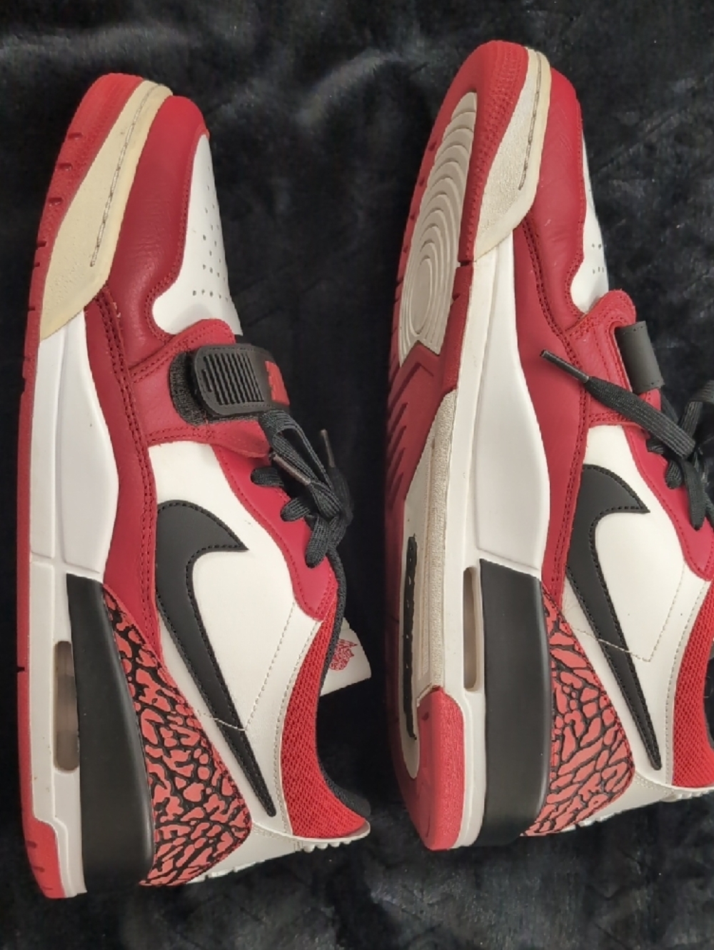 Nike Men's Nike Air Jordan Legacy 312 Low Chicago Red - Picture 3 of 4
